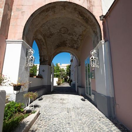 Controvento In Villa Eldorado Прочида Екстер'єр фото