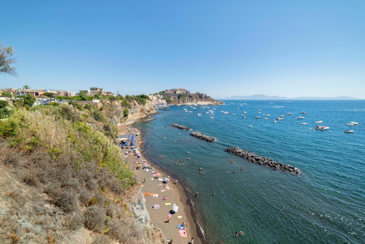 Controvento In Villa Eldorado Прочида Екстер'єр фото